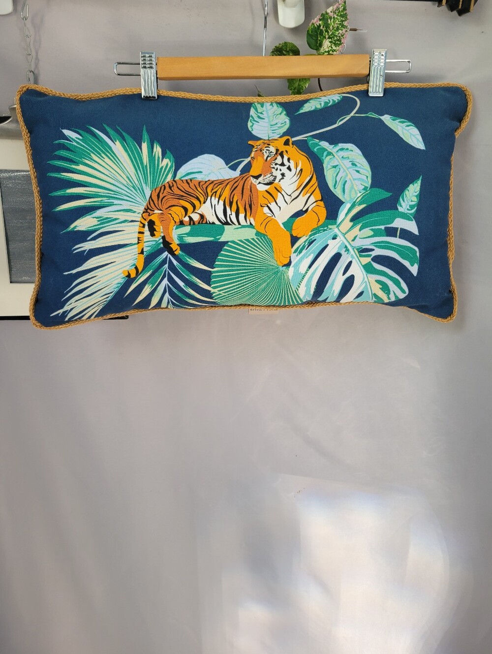 Allen + Roth Tiger Tropical Palm Leaf Accent Throw Lumbar Pillow